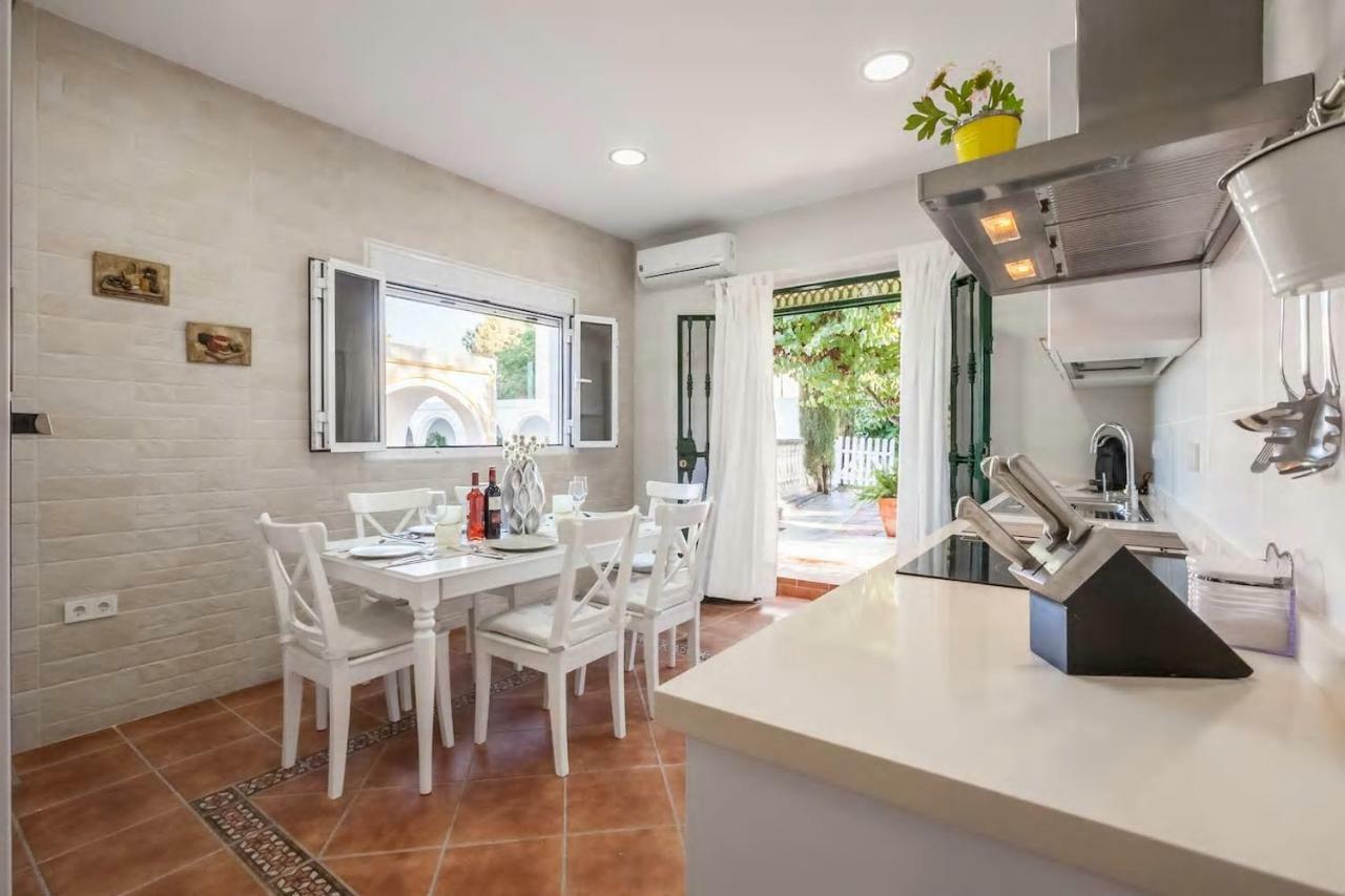Villa Del Manzano Villanueva del Ariscal Ngoại thất bức ảnh