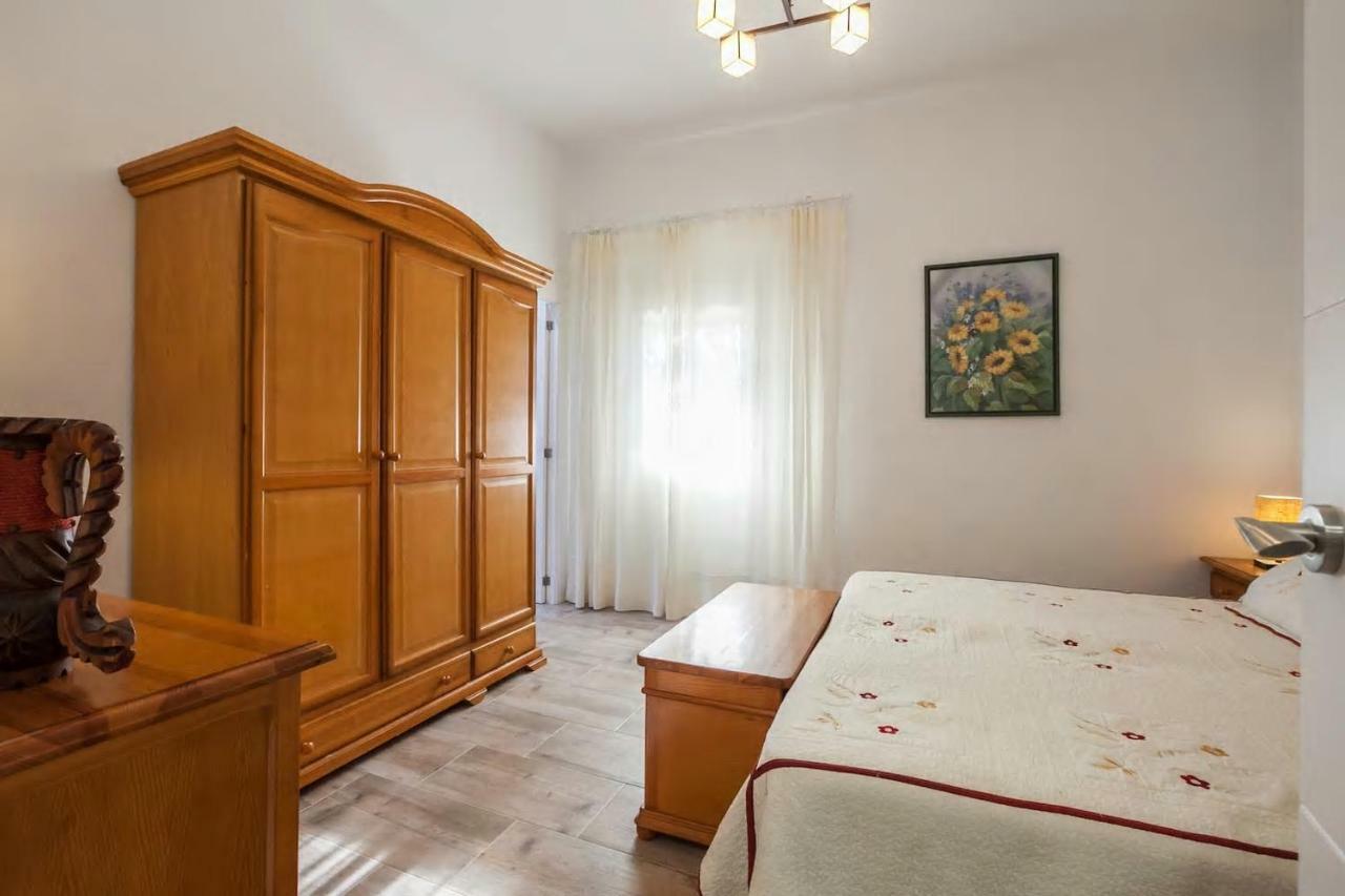 Villa Del Manzano Villanueva del Ariscal Ngoại thất bức ảnh