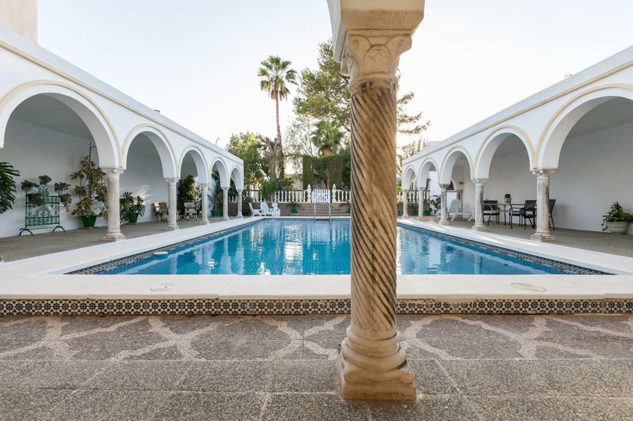 Villa Del Manzano Villanueva del Ariscal Ngoại thất bức ảnh